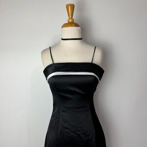 Zum Zum By Niki Livas vintage y2k 90s black and white prom dress
